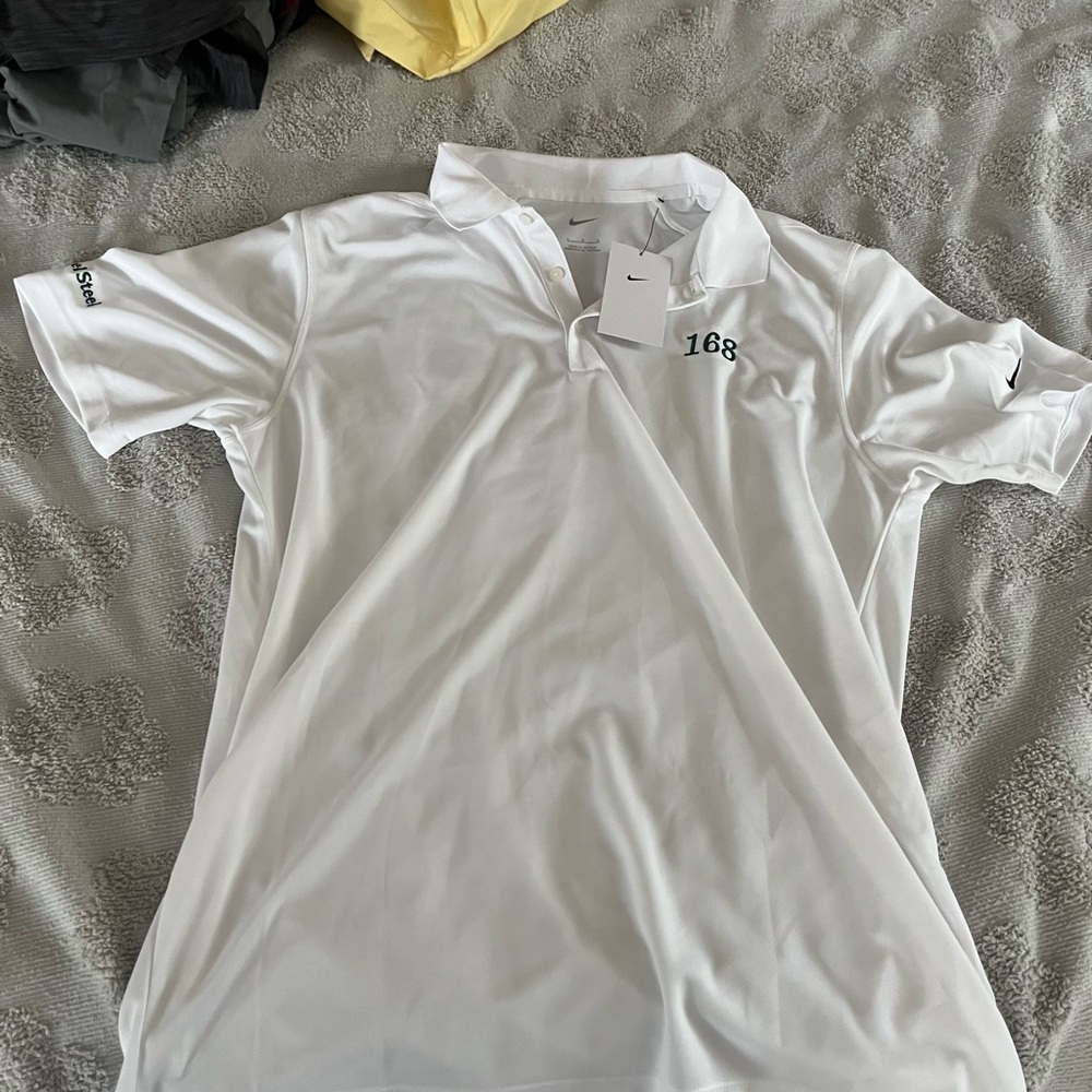 NWT Men’s white nike polo golf shirt